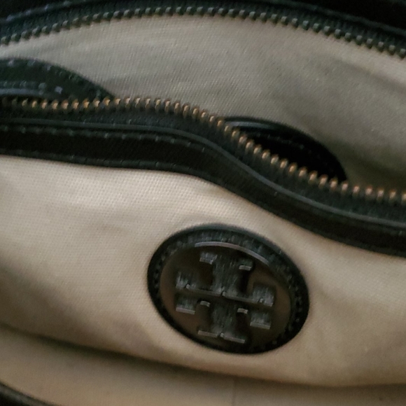 Tory Burch Purse - Picture 4 of 10